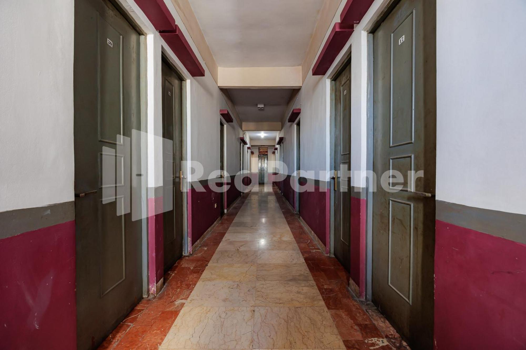 Tobana House Bintaro Redpartner Guest house