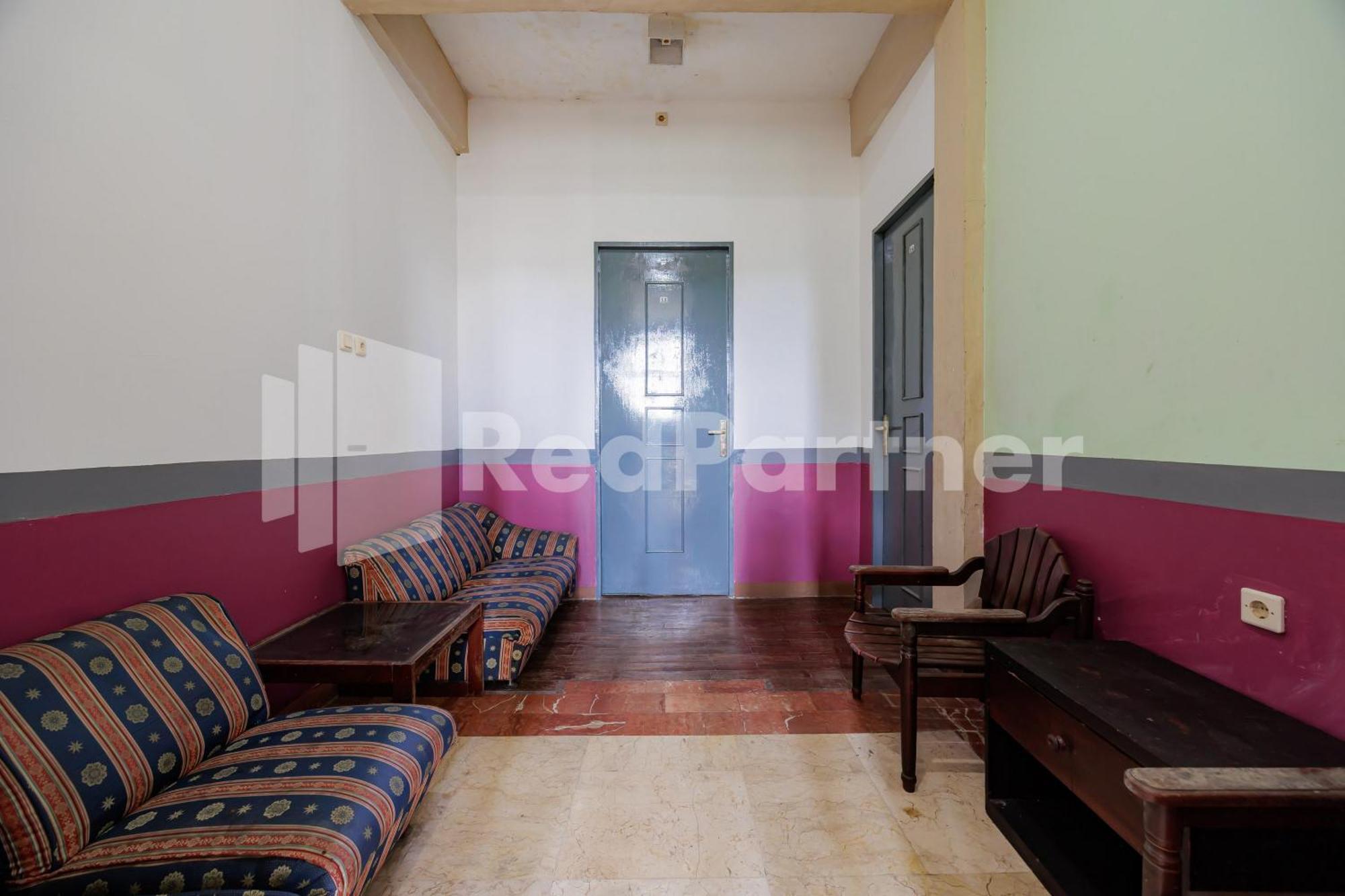 Guest house Tobana House Bintaro Redpartner *